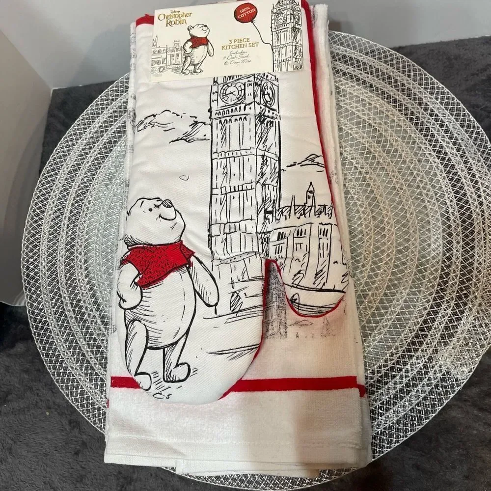 Disney Winnie the Pooh Kitchen Towels and Mitt set 3 piece set NWT